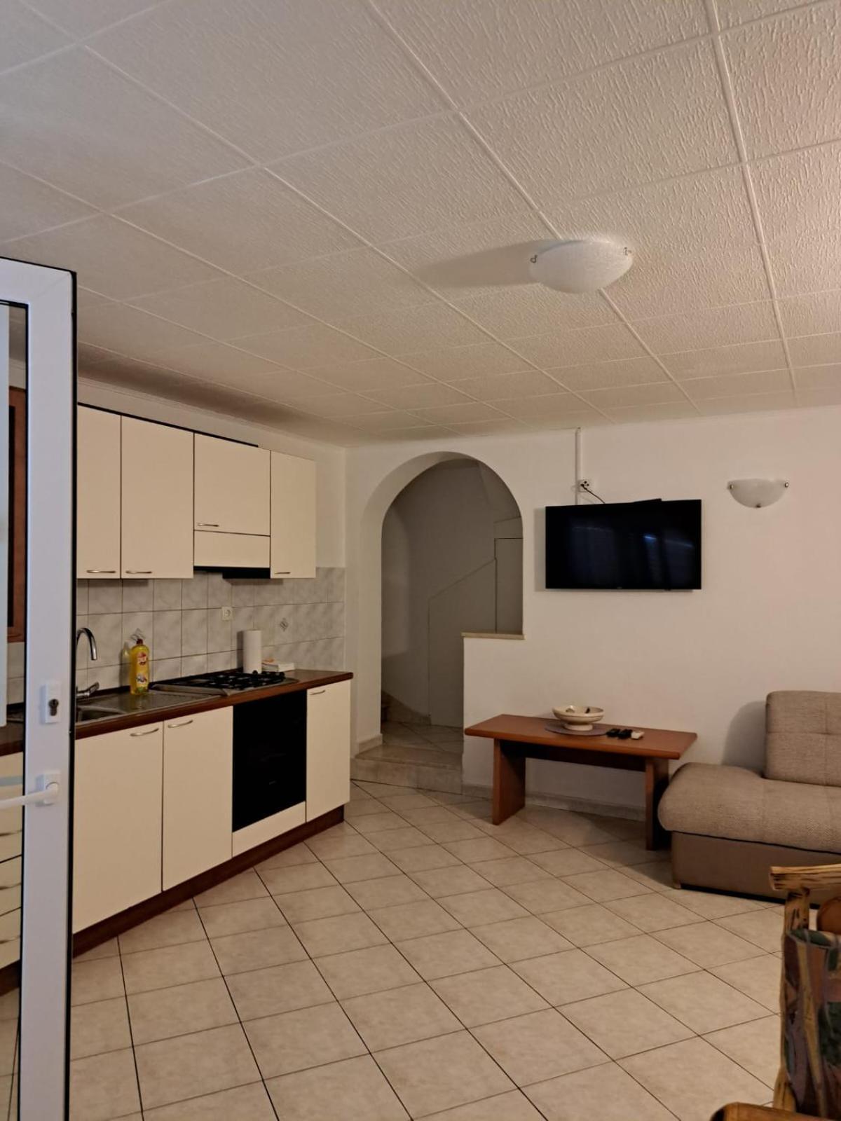 Apartments Garac Dugi Rat Eksteriør bilde